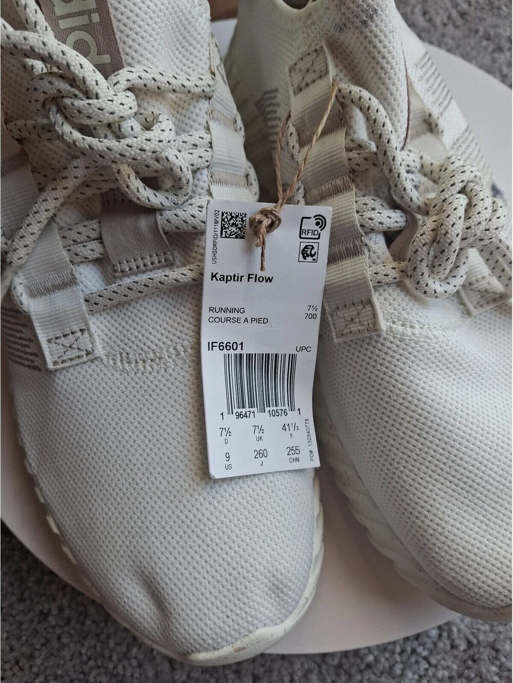 Adidas Women's Kaptir Flow Sneaker US 9